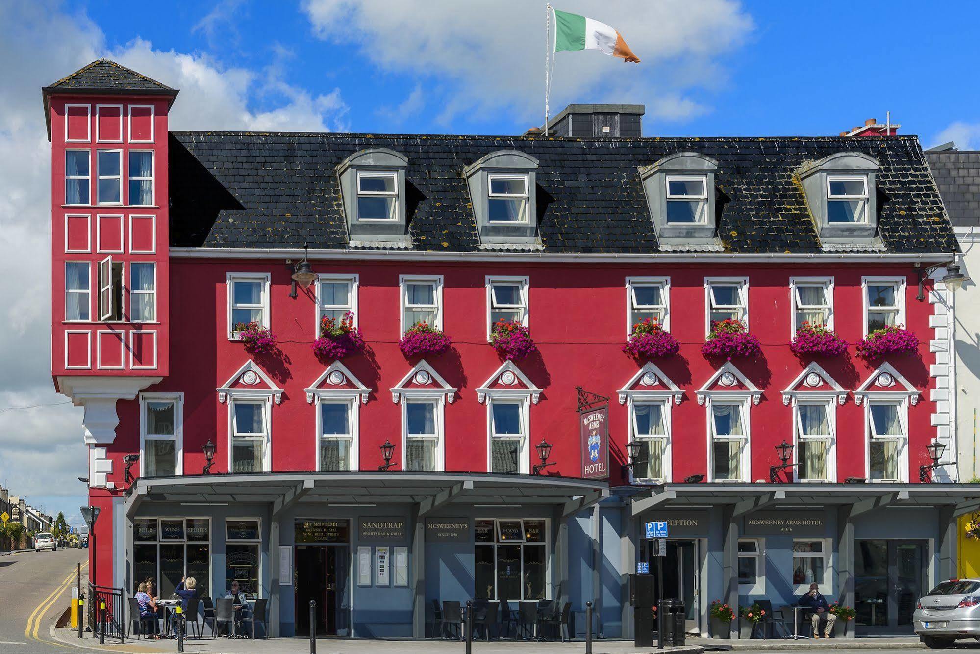 Mcsweeney Arms Hotel Killarney Exterior foto